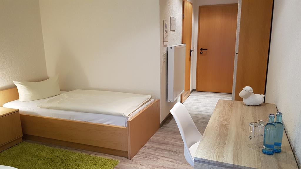 Schneiderlein Hotel Лимбах-Оберфрона Экстерьер фото